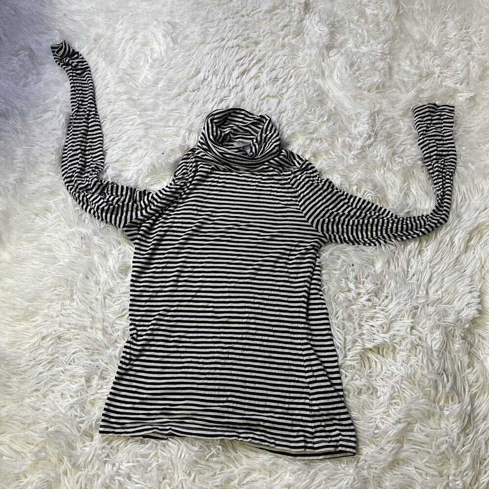 H&M Women’s Black White Striped Long Sleeve T-Shirt Size Small Turtleneck